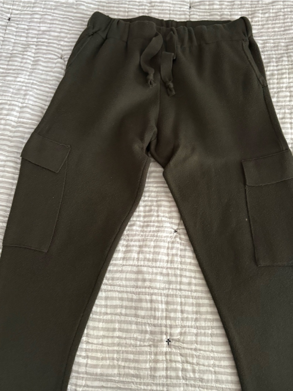 Zara olive green cargo knit pants